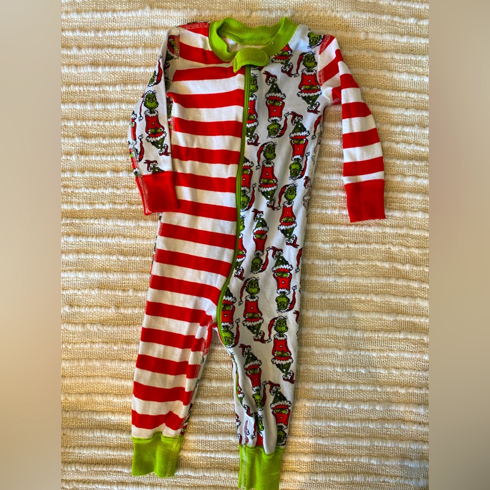 Hannah Andersson Grinch Christmas Zip Sleeper, size 12-18 months